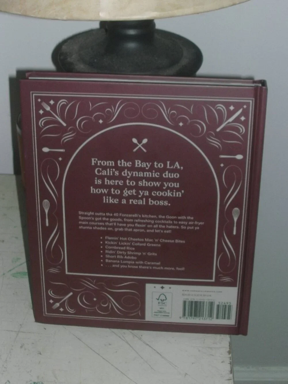 Collectible Snoop Dogg Presents Goon with the Spoon Hardcover COOKBOOK 